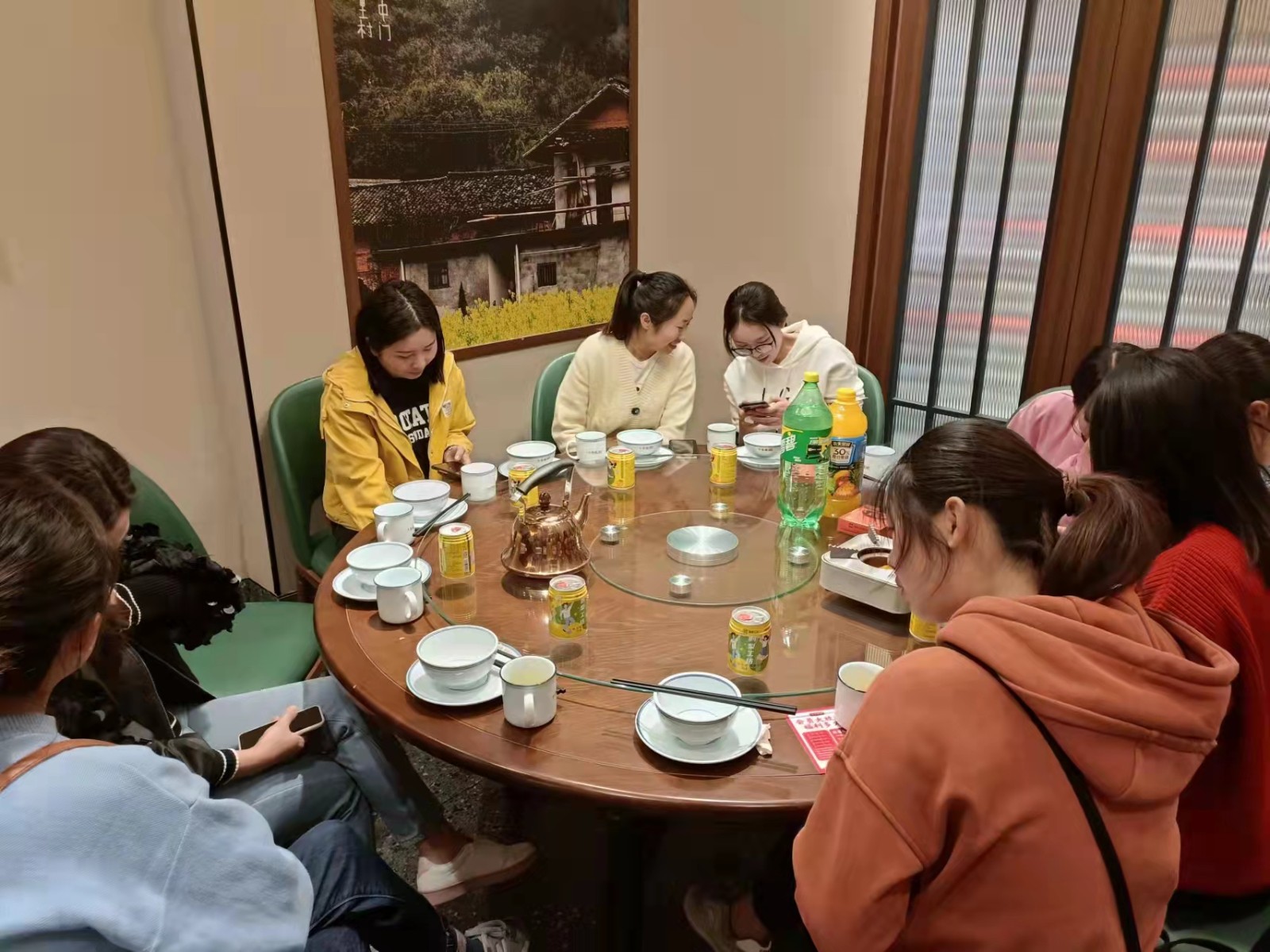 f74b0a60d1fa437f9b5d968796bd95a1.jpg